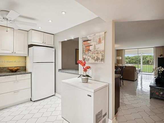 2nd image of 9411 N Hollybrook Lake Dr APT 203