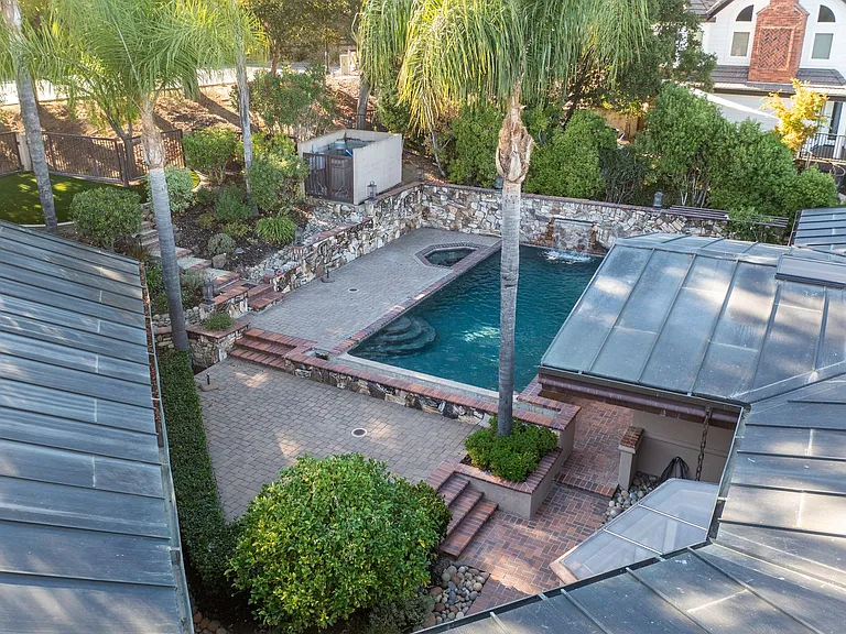 21 Deer Oaks Ct — Photo 40