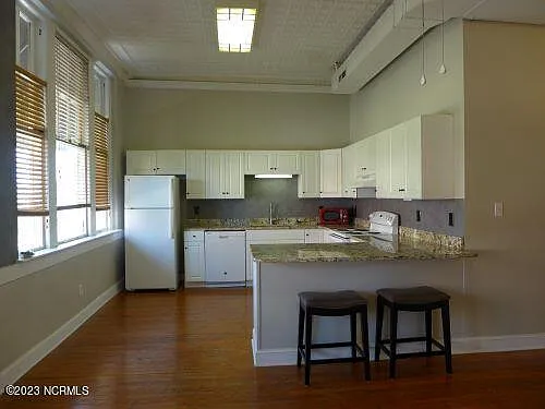 112 N John St #3 — Photo 3