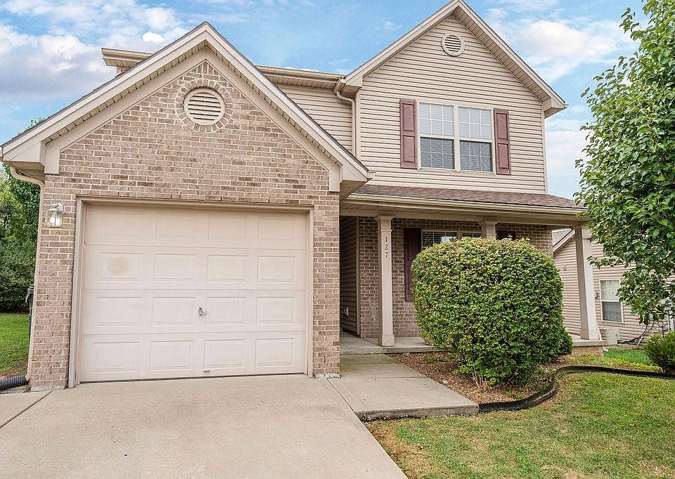 1st image of 127 Lovett Park Ln
