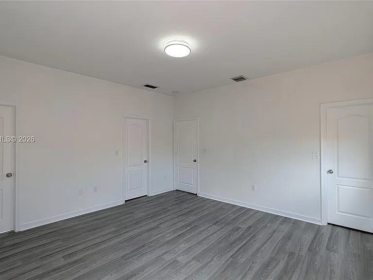 2151 NE 37th Ter — Photo 57