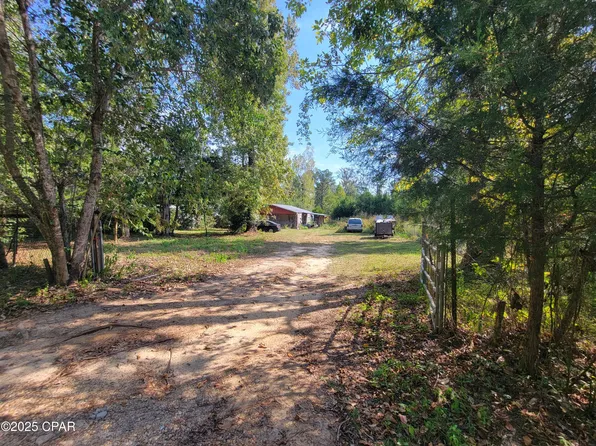2914 Maridale Rd, Marianna, FL 32448