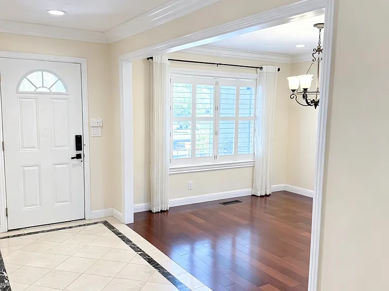 1519 Casa De Ponselle — Photo 2