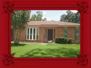 16615 Forest Bend Ave, Friendswood, TX 77546