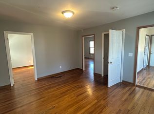 13 Liberty St, Easthampton, MA 01027