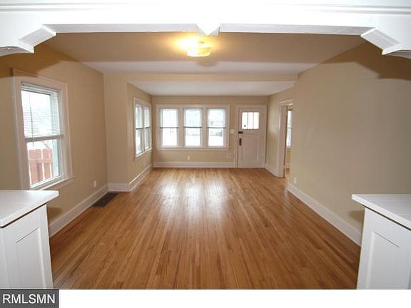 5th image of 302 20th Ave N