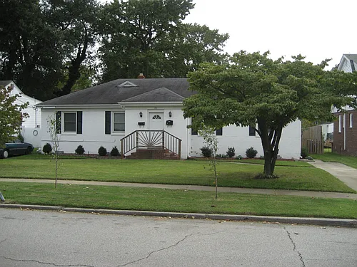 725B Carolina Ave Photo 1