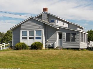 27 Nichols St, Searsport, ME 04974