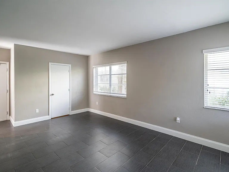 1007 Bay Dr #104 — Photo 13