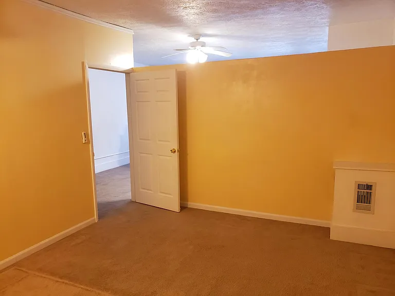 111 Smithfield St — Photo 17
