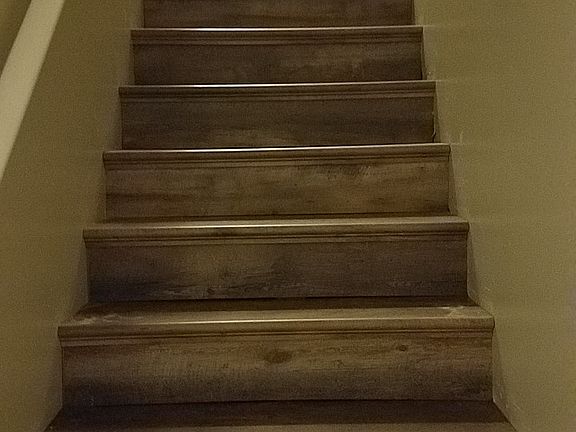 5th image of 137 Carlton St #137