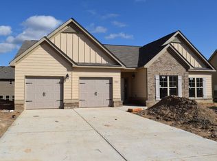 2801 Matsu Ln, Opelika, AL 36804