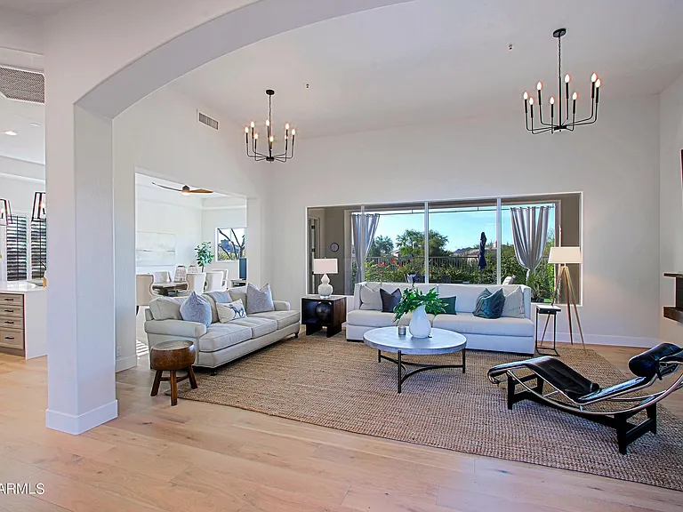 6884 E Amber Sun Dr — Photo 5