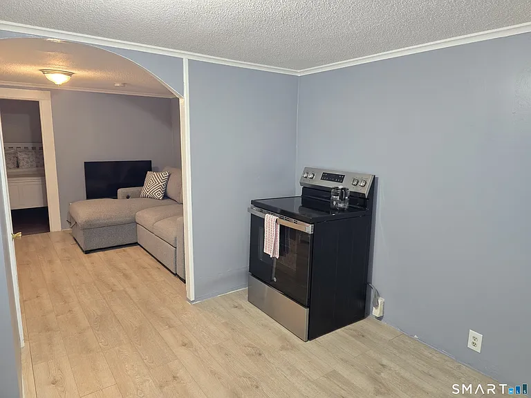 103 Capen St #LL — Photo 7