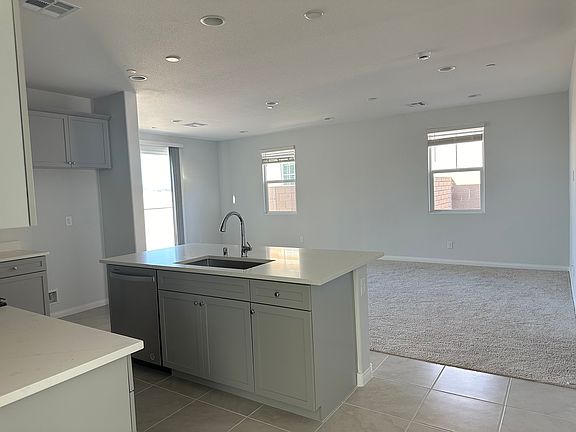 5th image of 92 Cadence Crest Ave