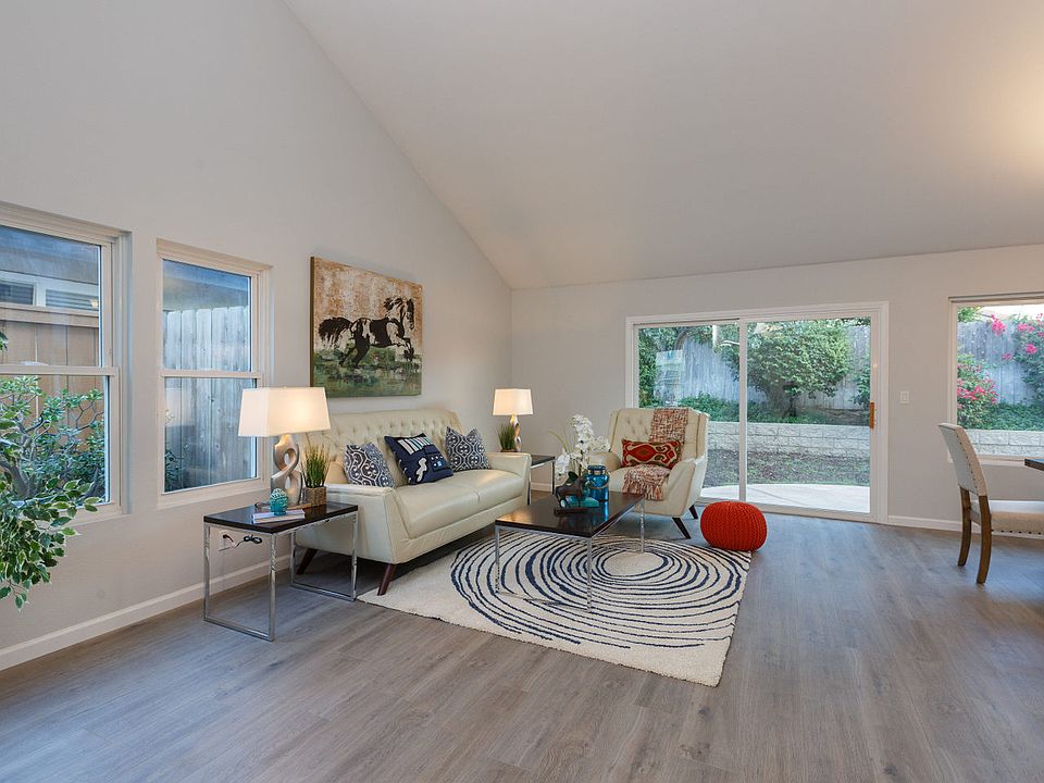 1st image of 10271 Parkdale Ave
