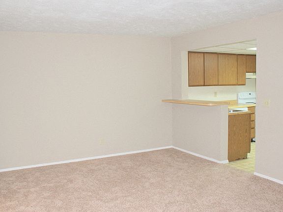 2nd image of 2465 Cross Village Dr