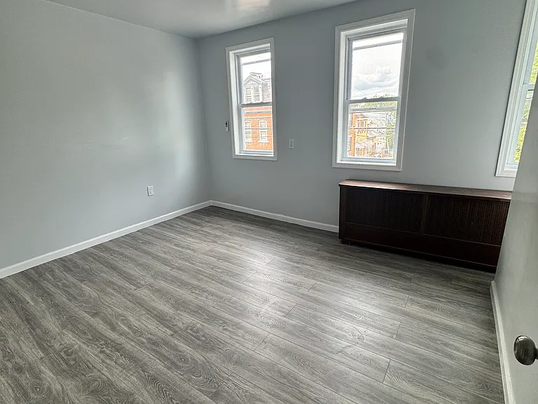 3126 Dobson St #1 — Photo 5