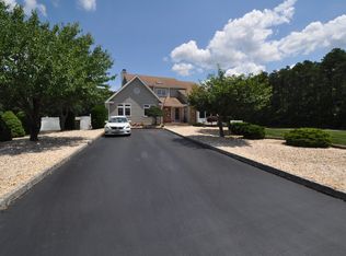 223 Jon St, Old Bridge, NJ 08857