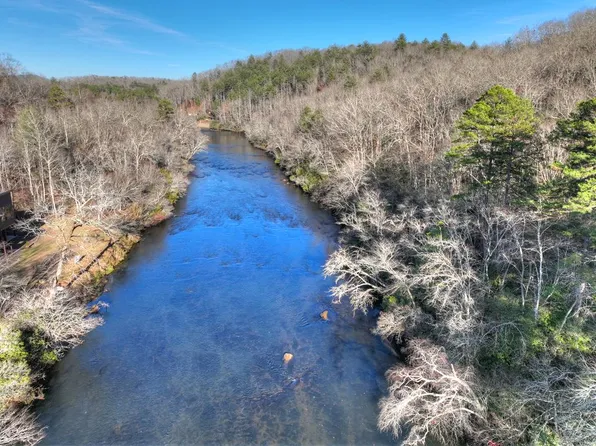 98 Woodlands Bluff Ln, Mineral Bluff, GA 30559