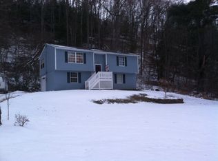 6 Hillside Rd, Montague, NJ 07827