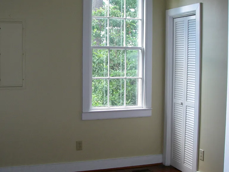 Closet door in second bedroom