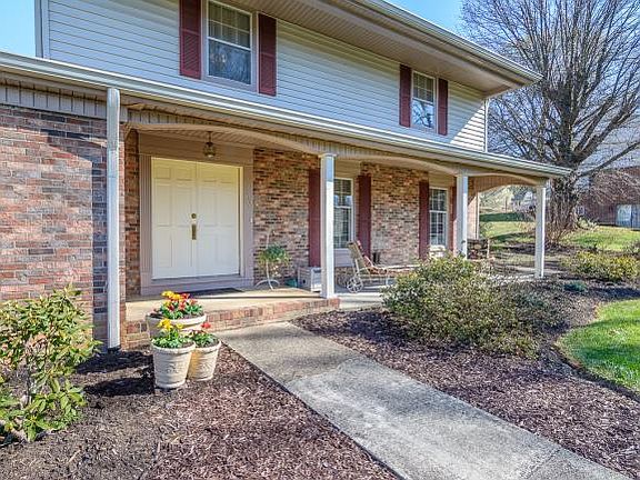 4th image of 101 Oak Forest Dr