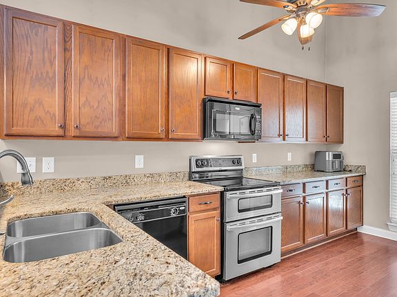 5th image of 1325 Westvale Dr