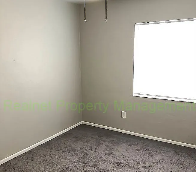 1202 E Linebaugh Ave — Photo 7