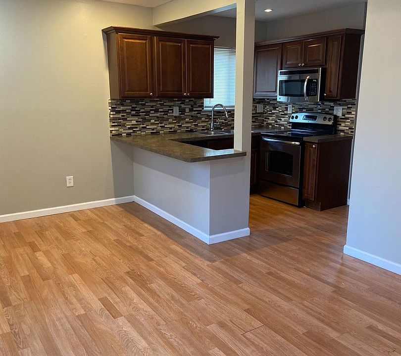 1st image of 122 N Lafayette Ave APT 3