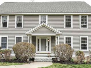 1 Stonewall Xing, Amherst, NH 03031