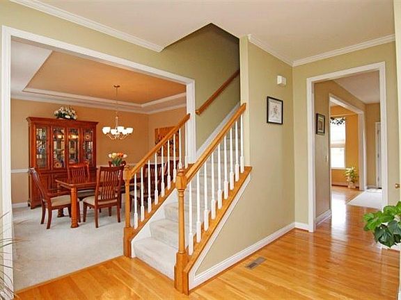 2nd image of 4845 Shagbark Ct