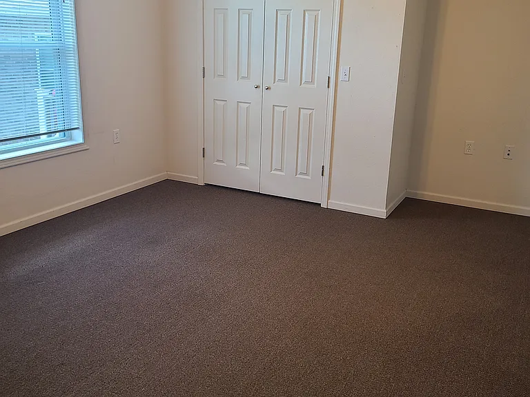 1232 N Oak St #1232 — Photo 13