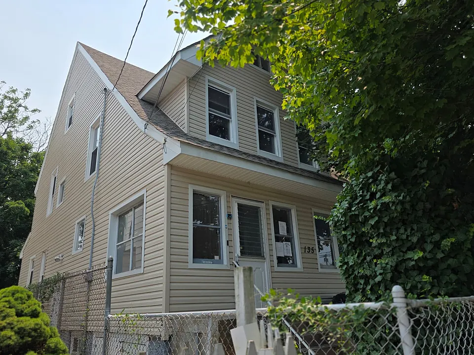 135 Quincy St