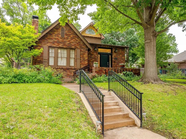 2913 6th Ave, Fort Worth, TX 76110