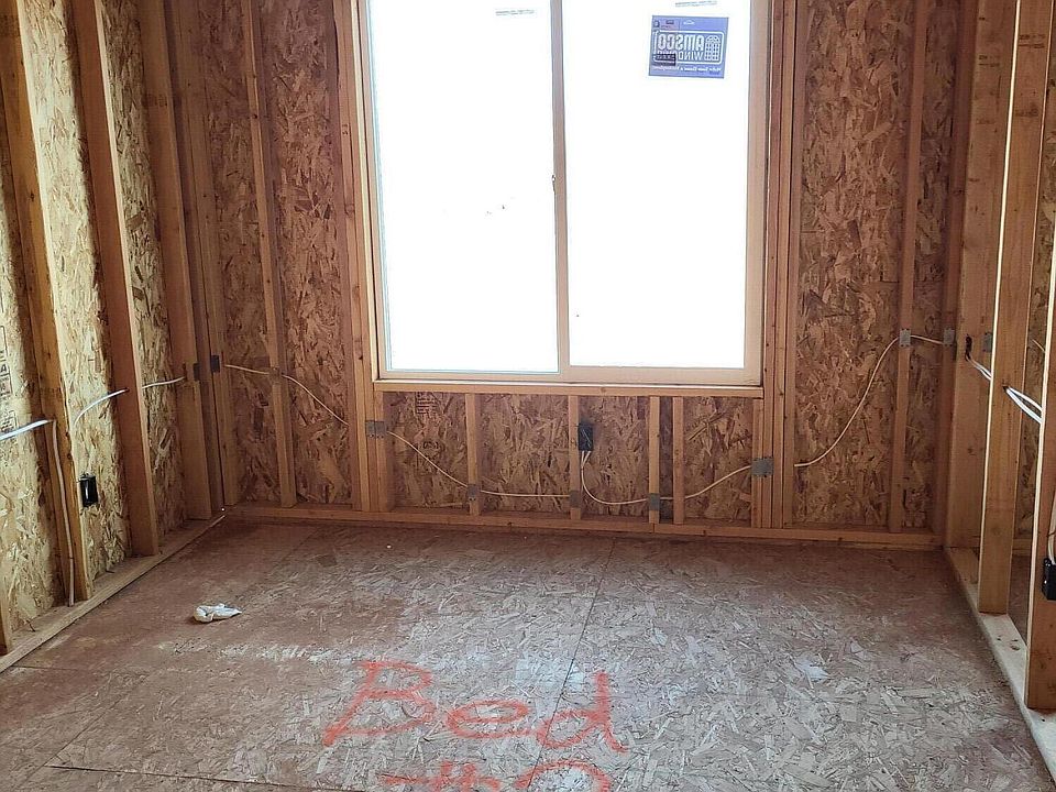 2nd image of 3362 E Elkhorn Ln #2039