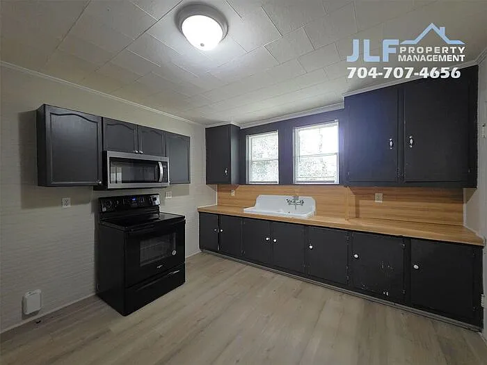 1417 Oakshade Ave — Photo 4