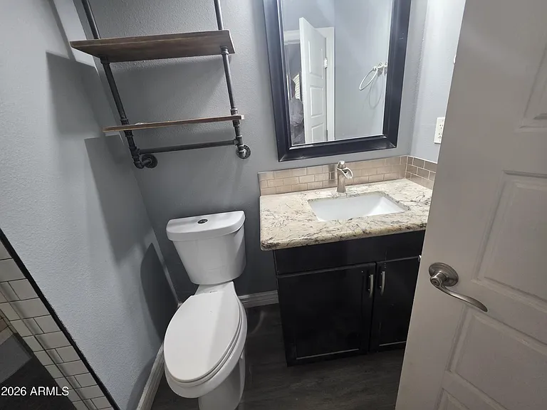 1812 E Whitton Ave — Photo 9