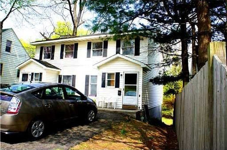 1st image of 154 Monhagen Ave