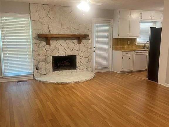 2nd image of 106 Kirkland Rd