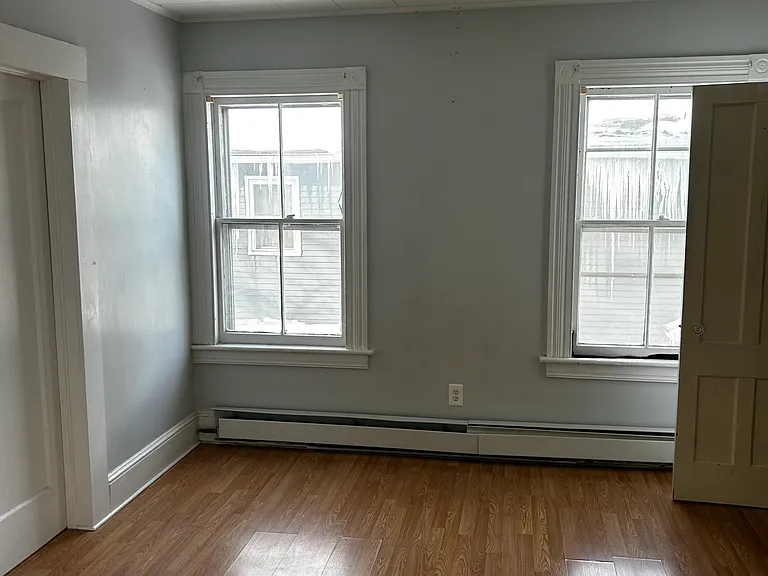 91 Riverside Ave — Photo 3
