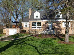 5737 Blackstone Ave, La Grange Highlands, IL