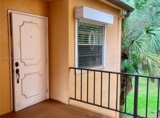 430 Commodore Dr APT 301, Fort Lauderdale, FL 33325