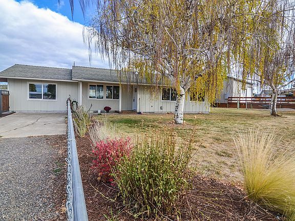 3rd image of 5269 NE Lark Ln