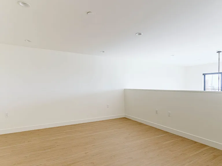 The Flats South Oceanside - where modern luxury meets coastal lifestyle — Photo 17