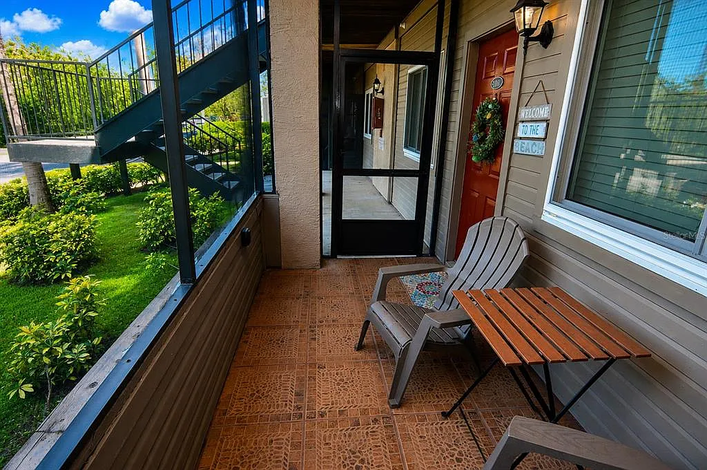 2 bed, 2.0 bath, 1015 sqft, $2,300 — Photo 4