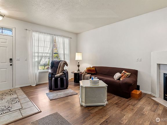 4th image of 8417 16th Avenue SE