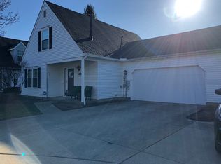 867 W Kensington Ln, Streetsboro, OH 44241