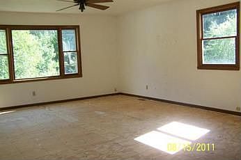4th image of 37 Liberty Blvd