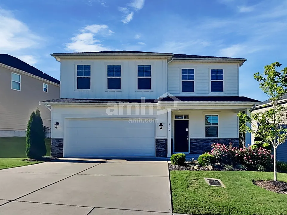 2749 Bison Ct